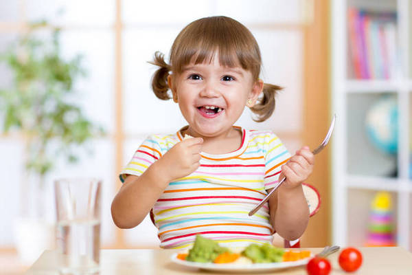 Как накормить ребенка-нехочуху: 5 секретов и рецептов для родителей