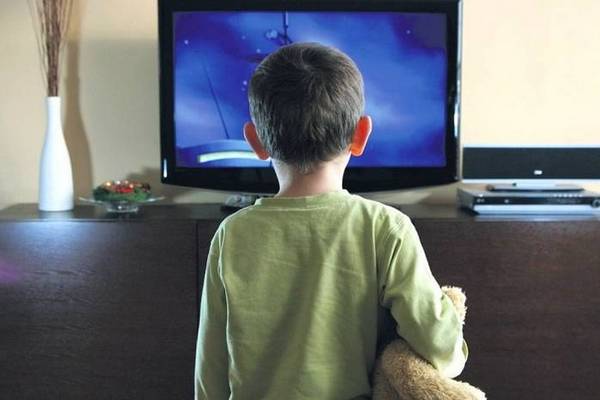 Телевизор мешает детям развиваться