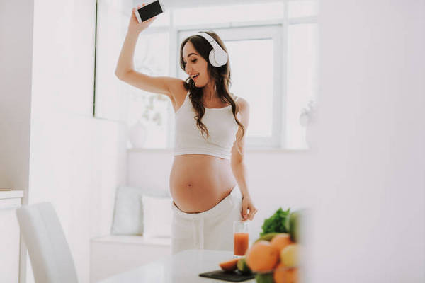 Переизбыток витаминов при беременности: опасности для мамы и ребенка