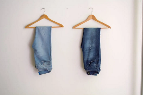 Как ухаживать за джинсами, чтобы они как можно дольше сохраняли свой первоначальный вид