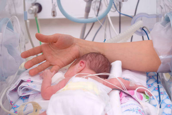 Недоношенный ребенок: особенности здоровья и ухода после родов