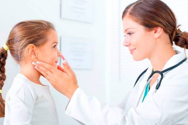 Что делает детский эндокринолог?
