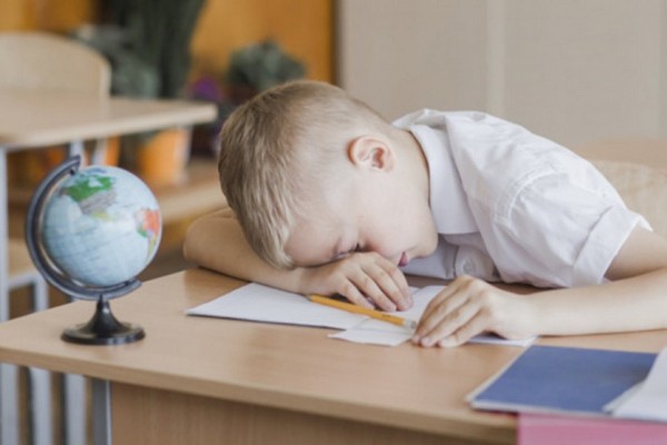 Почему дети ленятся: основные причины и как с этим бороться