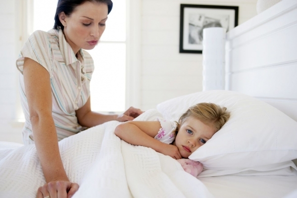 Белая лихорадка у ребенка: симптомы и первая помощь