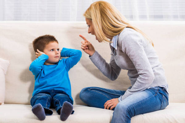 Как вести себя с ребенком в период отрицания: 7 правил для родителей