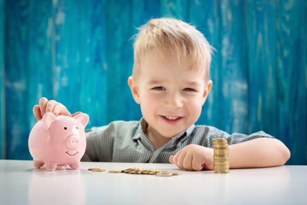 Дети и деньги: 4 важных правила в разговорах о финансах