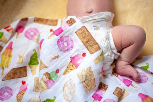 Пеленки для новорожденного: какие выбрать?