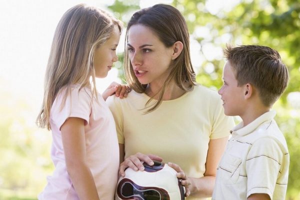 Что делать, если вашего ребенка ругают другие взрослые? Полезные советы