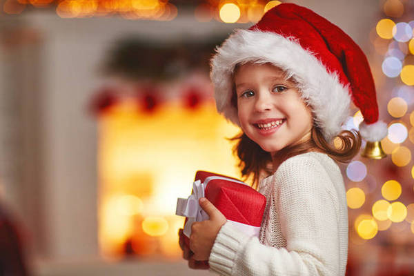 Как устроить праздник дома для ребенка: 8 веселых идей для Нового года