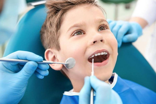 Особенности лечения зубов у ребенка