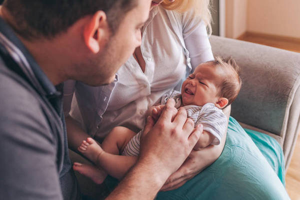 5 главных ошибок при общении с новорожденным