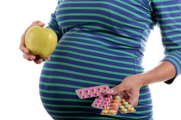 Какие витамины следует принимать беременным?