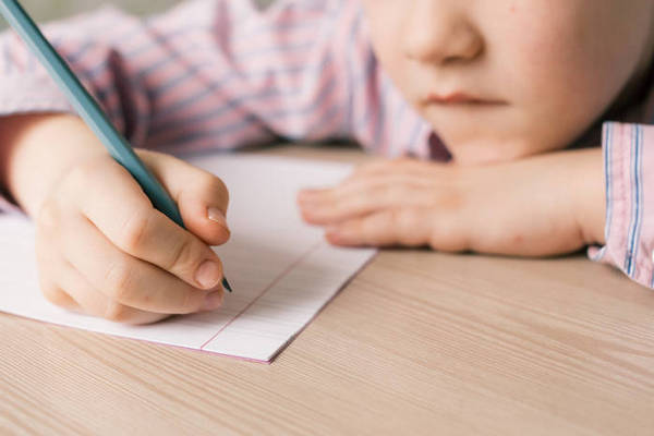 Как исправить плохой почерк у ребенка: советы родителям