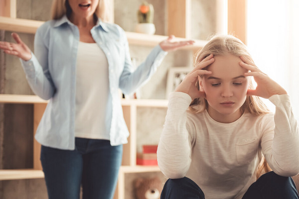10 ошибок родителей в общении с подростком