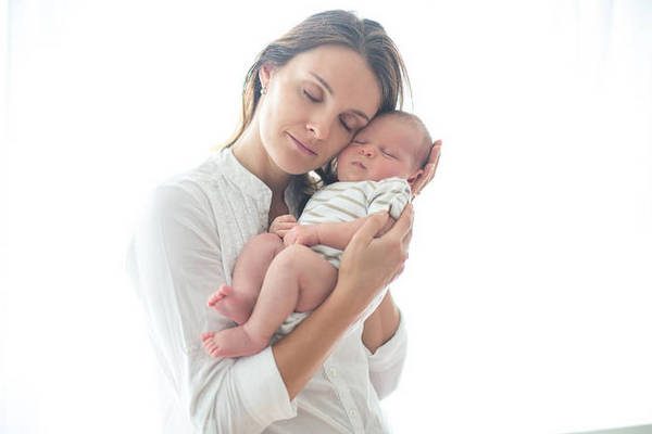 Что полезно для ума новорожденного: как развивать и учить ребенка с первых дней жизни