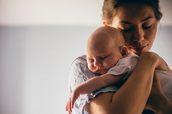 «Ребенка родила, а к роли мамы не готова»: 8 важных мыслей на этот счет