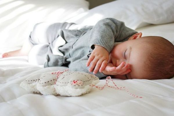 Снотворное для детей: невролог — о том, что дать ребенку, чтобы он хорошо спал