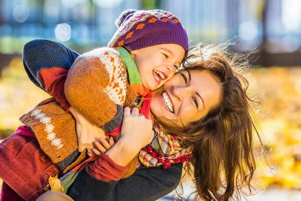 Чем заняться осенью с ребенком: 5 нескучных вариантов