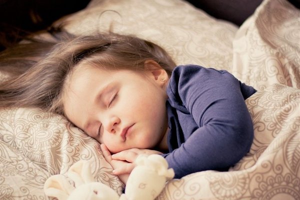 Что делать, если у малыша короткий дневной сон? Советы эксперта