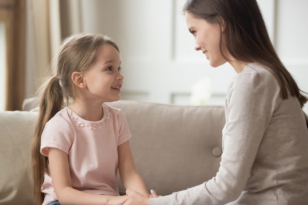 5 правил, которые заставят детей слушаться маму без криков