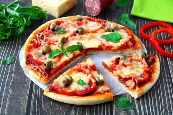 Готовим пиццу: простой рецепт