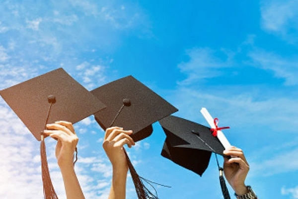 Как наличие диплома о высшем образовании влияет на трудоустройство?