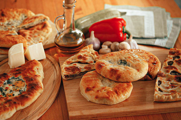 Что выбрать на обед: осетинские пироги или пицца?