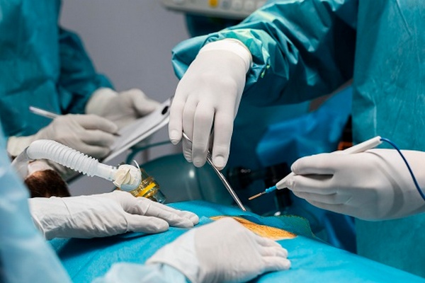Бариатрическая хирургия: факторы, влияющие на стоимость и особенности
