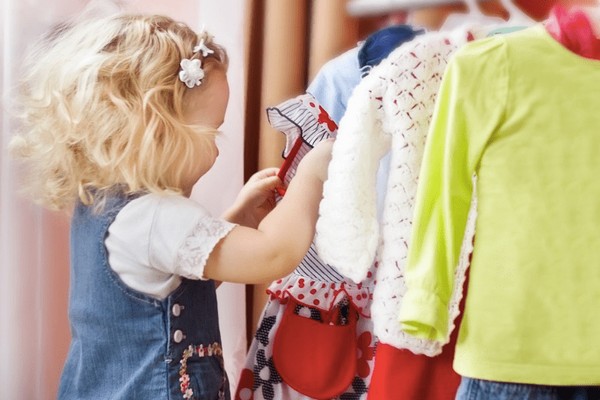 Секрети правильного догляду за дитячим одягом: як зберегти речі у відмінному стані