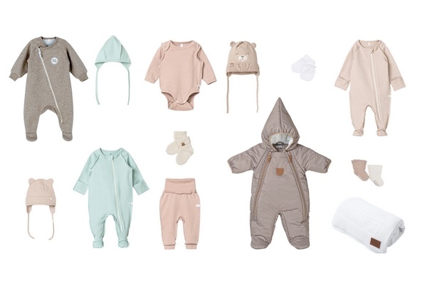 Одежда для неврожденных: что стоит купить