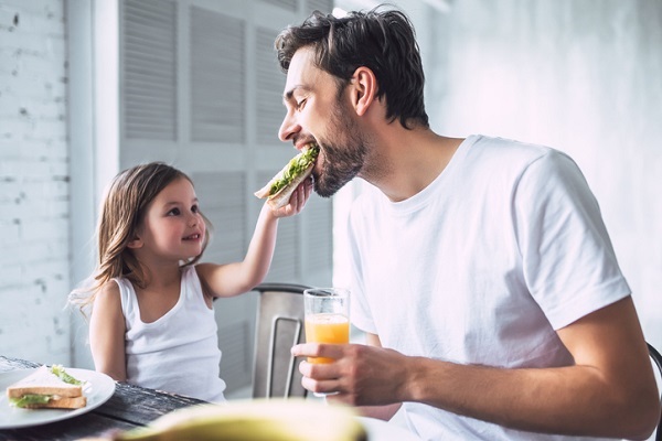 Как создать правильное пищевое поведение у ребенка