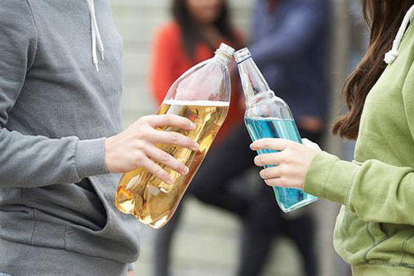 Дети и алкоголь. Как оградить ребенка от пагубной привычки?