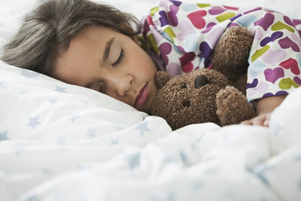 Подъем! 5 секретов, как будить ребенка по утрам без истерик